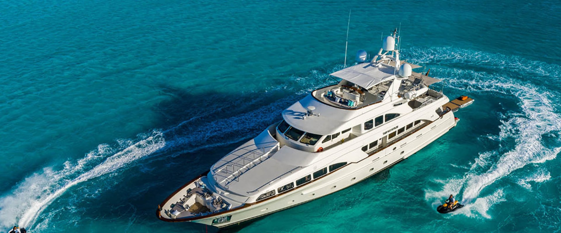 The Ultimate Guide to Private Yacht Charters in the Bahamas